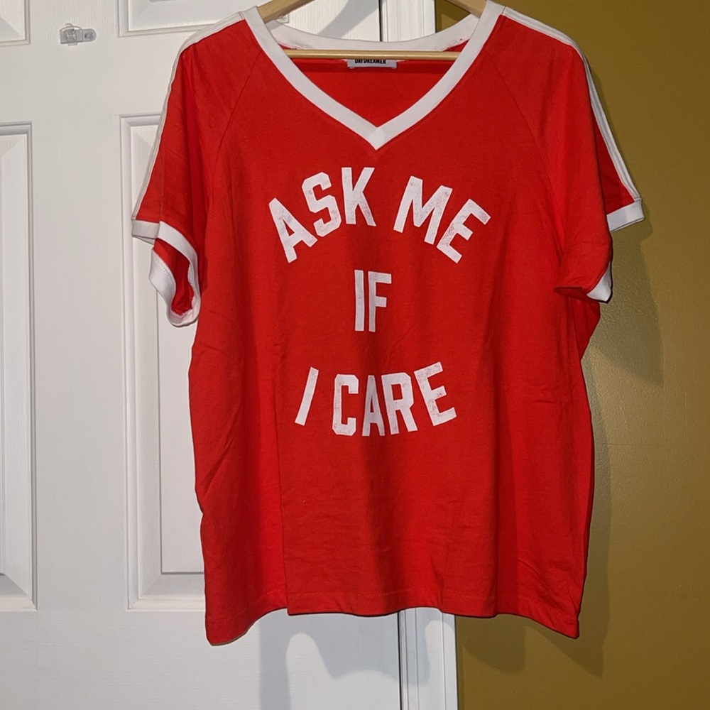 DAYDREAMER “Ask me if I care” GRAPHIC 🍒